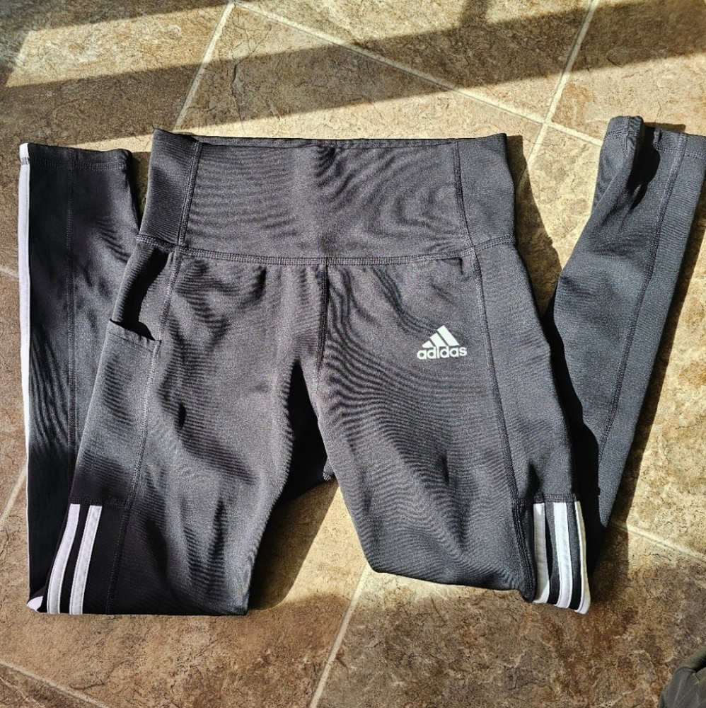 Adidas Black 3 Stripe Leggings w Pocket | High-Rise
